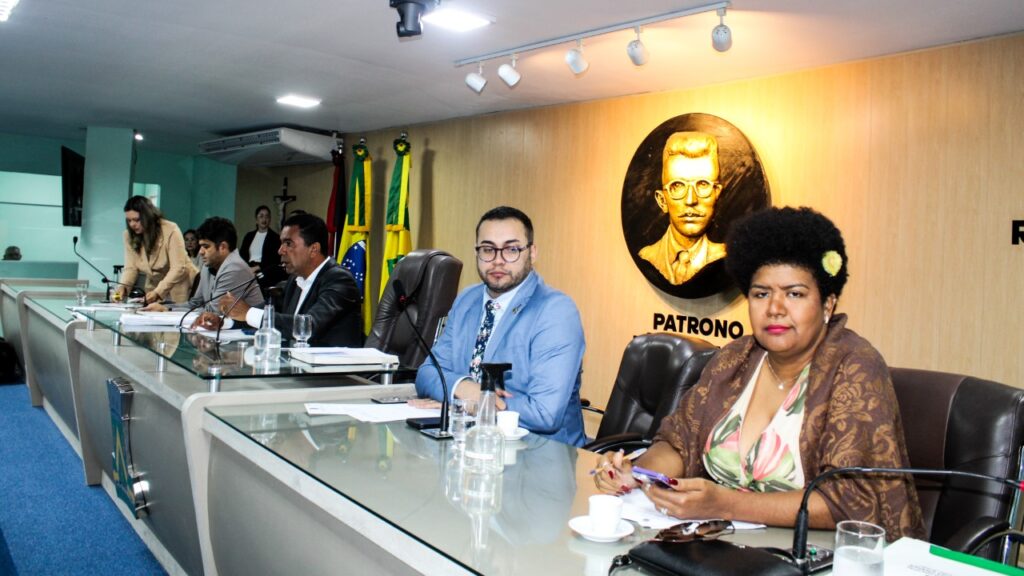 Câmara Municipal celebra Dia da Guarda Civil Municipal e aprova requerimentos por unanimidade