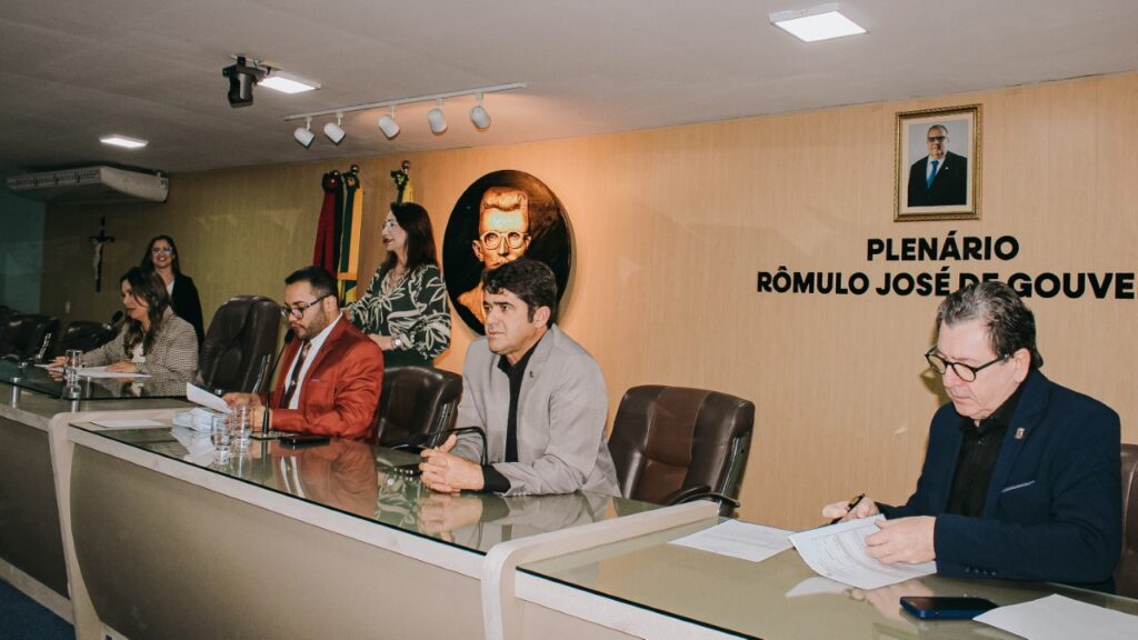 Com 143 requerimentos aprovados, Câmara amplia demandas em serviços públicos