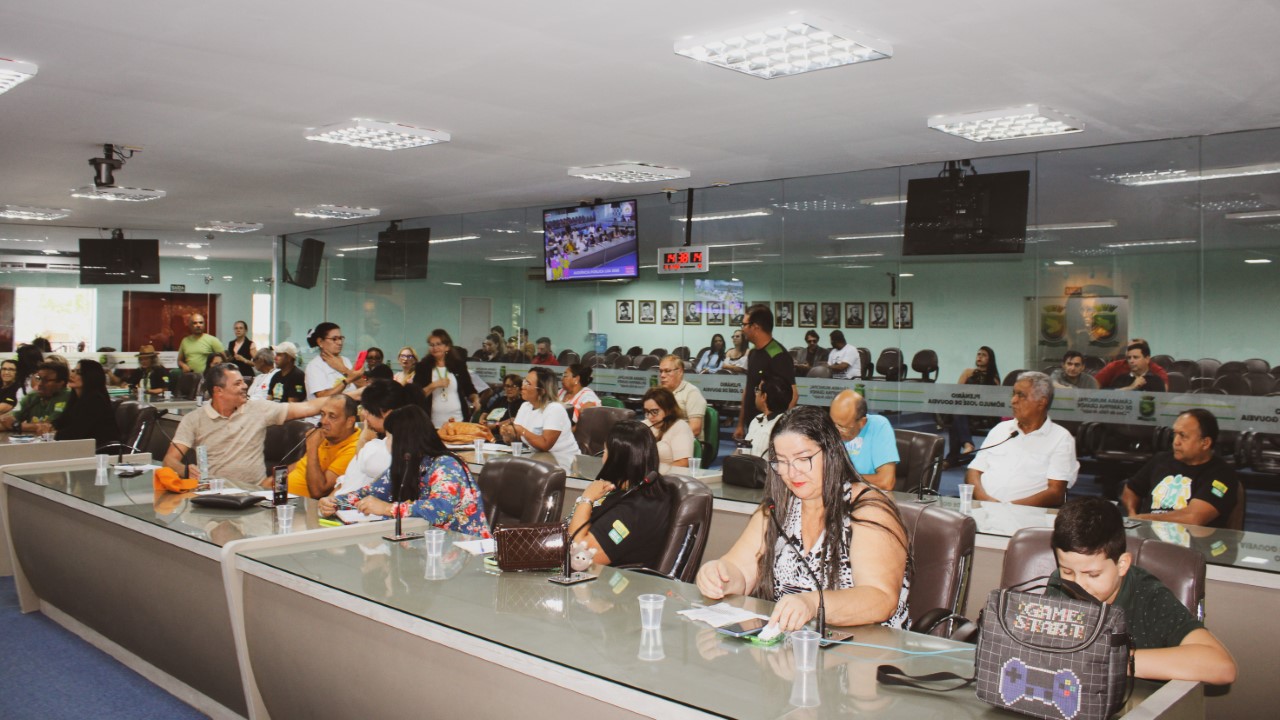 Câmara discute Lei Orçamentária Anual (LOA) de 2026 durante Audiência Pública