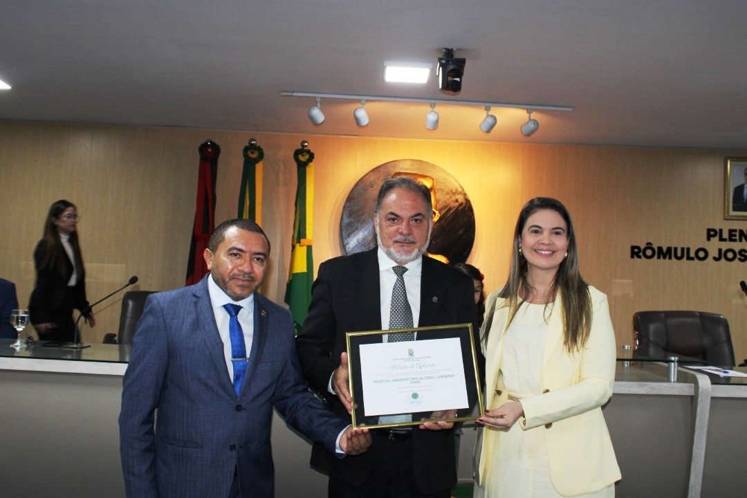 Câmara Municipal celebra os 75 anos do Hospital Universitário Alcides Carneiro